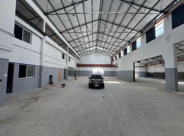Bodega-Galpón · 2600m² · Galpón a Estrenar en La Boca!