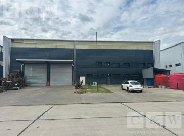 Bodega-Galpón · 1230m² · Deposito Logístico en Moreno de 1230 m² en Alquiler