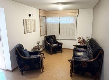 Departamento de 7 ambientes, Ciudad de Mendoza · Gran Duplex en Venta en Capital