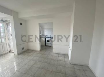 Departamento · 35m² · 2 Ambientes · Venta de Departamento de 2 Ambientes Balcón Al Frente y Contrafrente Lanús Oeste
