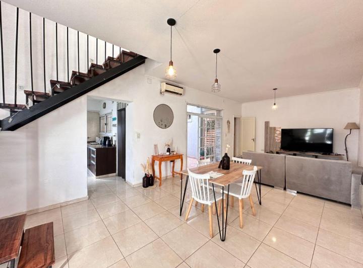 Casa · 109m² · 5 Ambientes