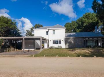 Casa de 5 ambientes, Uruguay · Casa en Venta en Pinar del Faro G3