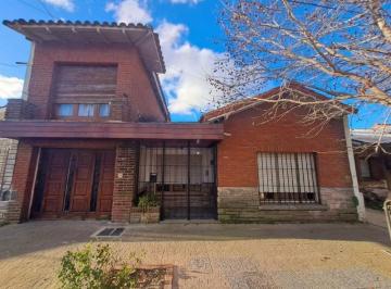 Imagen1 · Casa Lote Propio 6 Amb C/dependencia, Parque, Garage 2 Vehículos