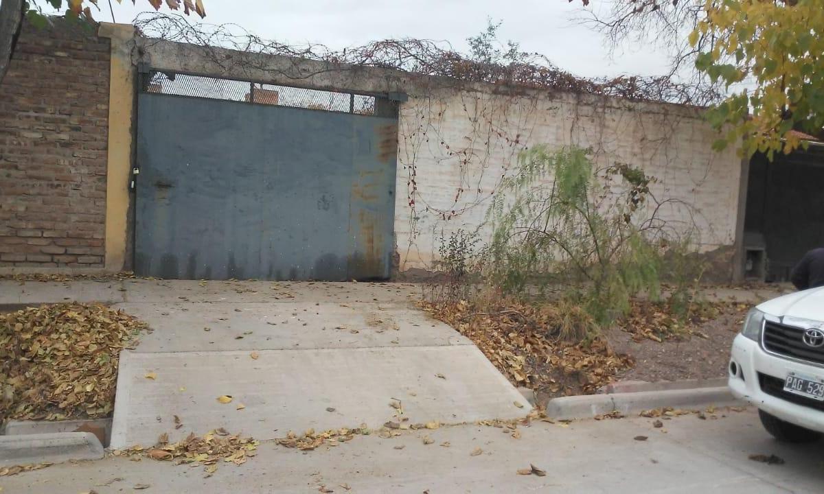 Laguna de las Quijadas 1472. Mza Q C 9, Gobernador Benegas, Mendoza