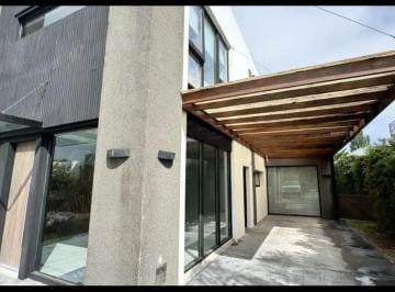 Casa de 6 ambientes, Berazategui · Venta Casa Altos de Hudson 2