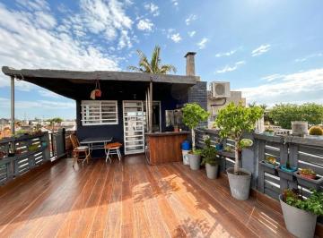 PH · 137m² · 4 Ambientes · PH Triplex en Villa Ballester