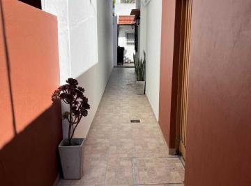 Casa · 48m² · 3 Ambientes · Casa Chalet en Alquiler en Olivos, Vicente López, G. B. a. Zona Norte