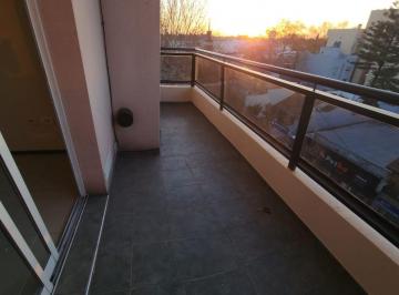 Departamento de 3 ambientes, Merlo · Departamento de 3 Ambientes Al Frente con Balcon