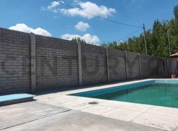Terreno · 40m² · Venta de Quincho con Pileta