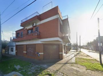 Casa · 367m² · 6 Ambientes · Venta Casa + Local - Wilde K - 1221