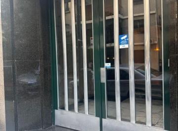 Departamento de 5 ambientes, Recoleta · Excelente Semipiso en Edificio Racionalista - 135 m² Al Frente - Apto Profesional