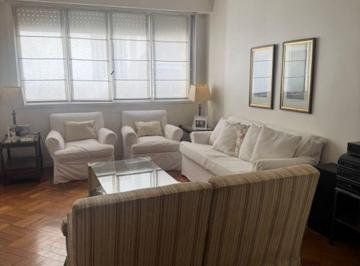 Departamento de 5 ambientes, Recoleta · Excelente Semipiso en Edificio Racionalista - 135 m² Al Frente - Apto Profesional