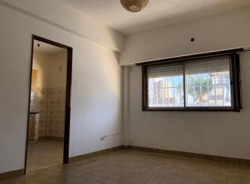 Departamento · 37m² · 2 Ambientes · Departamento PH 2 Ambientes Alquiler Lomas del Mirador, La Matanza, G. B. a. Zona Oeste