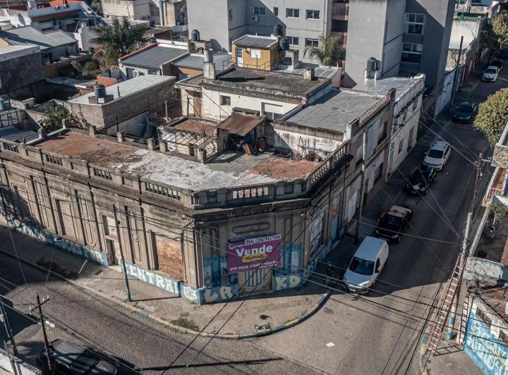 Terreno · 389m²