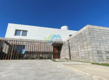 Casa · 260m² · 5 Ambientes · 4 Cocheras · Casa en Venta en San Sebastian - Area 9, San Sebastian, Escobar