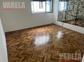 Departamento · 41m² · 2 Ambientes · Muñiz 700 P8° 2 Amb. Lateral. Lavadero Independiente. T41 m² Cerc. Subte E. Muy Luminoso!