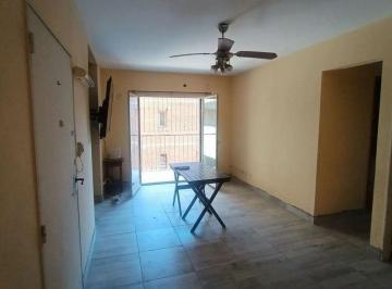 Departamento · 67m² · 3 Ambientes · Venta 3 Amb con Balcon Villa Madero