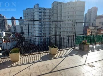 Departamento · 89m² · 3 Ambientes · Venta Departamento con Renta 3 Ambientes San Cristobal Av San Juan Al Frente Balcón Terraza
