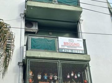 Departamento de 2 ambientes, Vicente López · Excelente Departamento de Dos Ambientes. Muy Luminoso. No Se Lo Pierda!