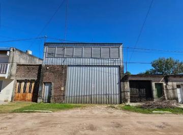 Bodega-Galpón · 140m² · Galpón en Venta Sobre Calle Neyra Casi Lestonnac