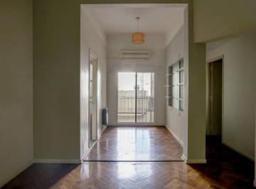Departamento · 68m² · 3 Ambientes · Azcuénaga y Paraguay.