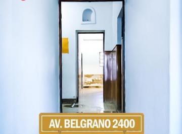 Edificio · 1m² · Local Ideal Para Consultorios en Av Belgrano 2400