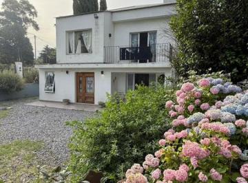 Casa de 4 ambientes, Tandil · Casa en Venta Los Nogales 1662