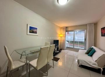 Foto1 · Apartamento en Venta, 1 Dormitorio en Península, Punta del Este
