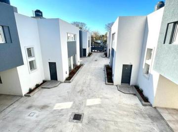 Casa · 100m² · 4 Ambientes · 1 Cochera · Casa 4 Ambientes en Venta en Ituzaingo en Condominio