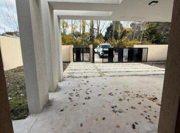Casa de 4 ambientes, Tandil · Casa en Venta Los Ombues y Pedersen