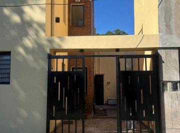 Casa de 3 ambientes, Lomas de Zamora · Duplex a Estrenar 3 Amb con Cochera en Venta