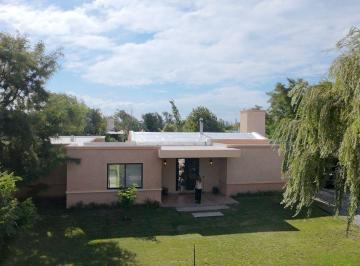Casa de 5 ambientes, Santa Ana · Country La Melinca - Venta Casa 3/4 Dorm (Ppal en Suite) en 1 Sola Planta - Gran Jardín con Pileta