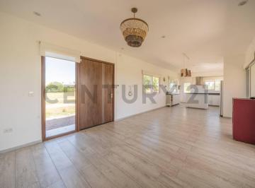 Casa · 150m² · 4 Ambientes · Venta Casa 4 Ambientes Doble Lote 2016 m² | Barrio Cerrado Los Juncos Permuta