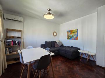 Departamento · 74m² · 4 Ambientes · Santiago 762 - 3 Dorm.