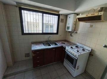 Departamento · 40m² · 3 Ambientes · 7 Entre 68 y 69