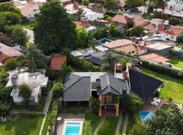 Casa de 7 ambientes, Villa Carlos Paz · Casa de 3 Dorm. con Pileta a La Venta en Barrio Altos de Las Vertientes - Carlos Paz
