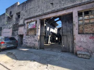 Bodega-Galpón , Avellaneda · Galpon a Reciclar Y/o Para Construir Vivienda