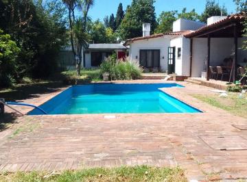 Casa de 5 ambientes, Tigre · Don Torcuato. Sobre 675 m² de Lote!. Casa de 3 Dorm.. Pileta. Quincho con Parrilla.