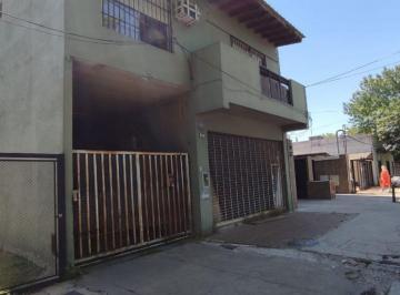 OMP-OMP-5049_2 · Galpón 240 m² con Local Comercial y Vivienda 2 Ambientes en Caseros Zona Centro