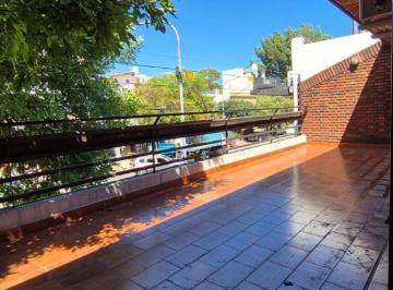 PH de 3 ambientes, Versalles · PH en Duplex 3 Amb y Garaje Al Frente *a m de Plaza*