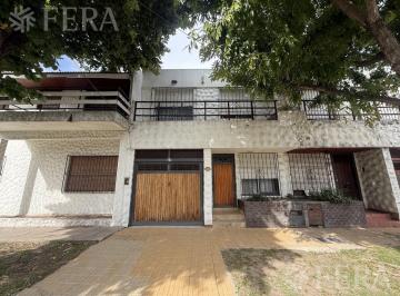 Casa · 79m² · 3 Ambientes · 1 Cochera · Venta Ph/casa 3 Ambientes con Cochera en Wilde
