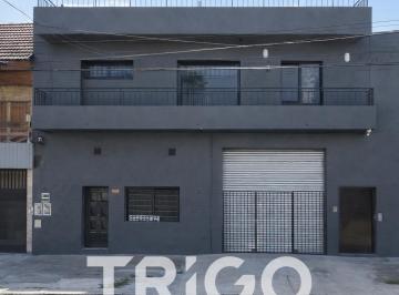 Bodega-Galpón · 560m² · 8 Ambientes · Nave Industrial Deposito con Oficinas en Venta en 3 de Febrero Autopista Acceso Oeste y General Paz