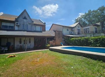 Casa · 175m² · 6 Ambientes · 2 Cocheras · Casa de 3 Dorm. con Pileta - Santa Fe 8100 - Fisherton - Rosario