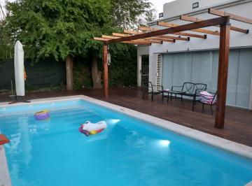 Casa · 170m² · 5 Ambientes · 1 Cochera · Venta Casa Categoría en Juana Koslay, San Luis