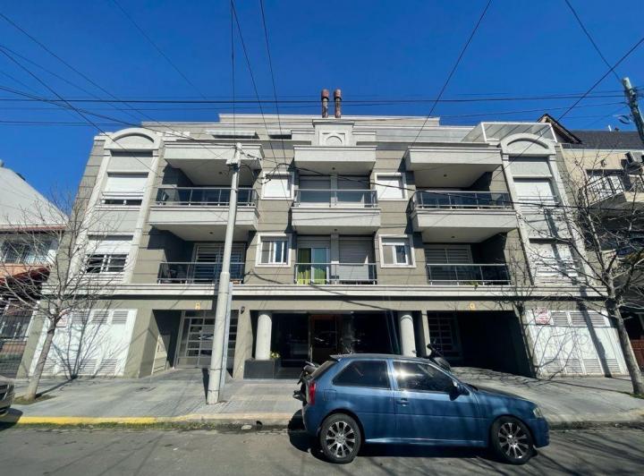 Departamento · 64m² · 3 Ambientes · 1 Cochera
