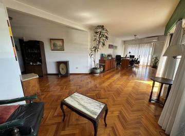 Departamento · 140m² · 5 Ambientes · 1 Cochera · Venta Departamento 5 Ambientes C/cochera Villa Urquiza