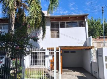 Casa de 3 ambientes, Córdoba · Alquiler Duplex 3 Dorm. - B° Poeta Lugones, Cordoba Capital.