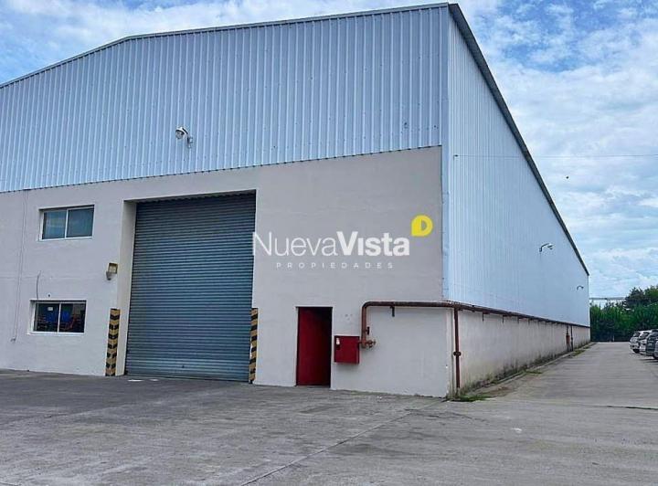 Local comercial · 1680m² · 4 Cocheras
