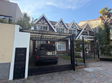 Casa de 4 ambientes, Almirante Brown · Casa de 3 Dorm. Al Frente con Amplio Jardín