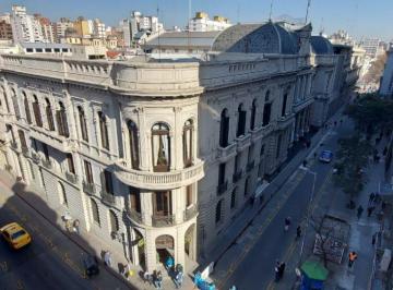 Oficina comercial de 7 ambientes, Córdoba · Venta de Oficina Centro 169 m² Edificio Minetti